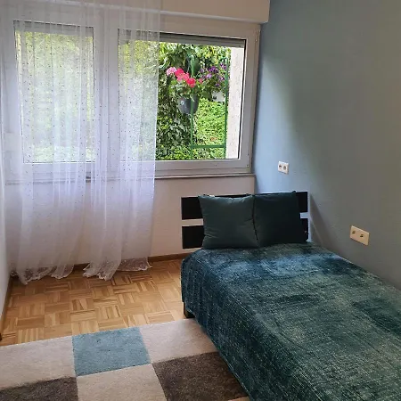 Apartament Ruhige Ferienwohnung Mit Schoener Terrasse *
